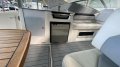 Larson Cabrio 315 Bow Thruster ONLY 68 HOURS